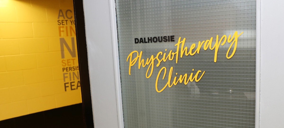 Dalhousie Physiotherapy Clinic main entrance