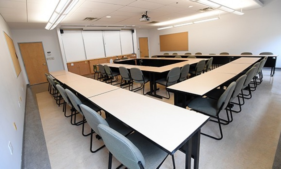 Classroom in Marion McCain Arts & Social Sciences Building