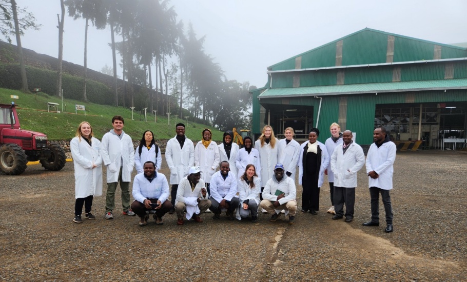 Kionyo Tea Factory group photo