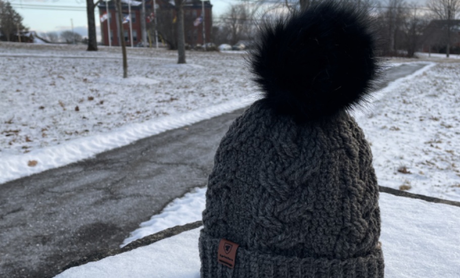 Hat1
