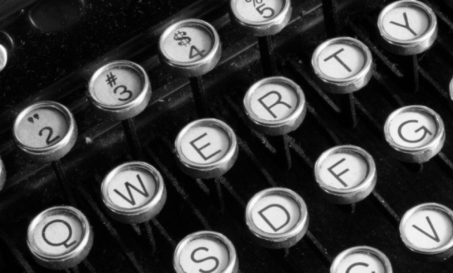 antique_typewriter_closeup_sjpg1744