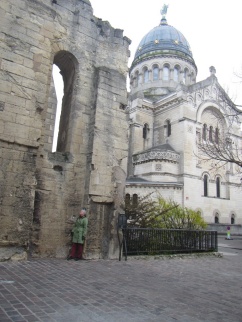 Tours Charlemagne and Basilique Saint-Martin