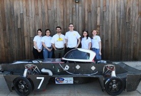 Students working in the lab