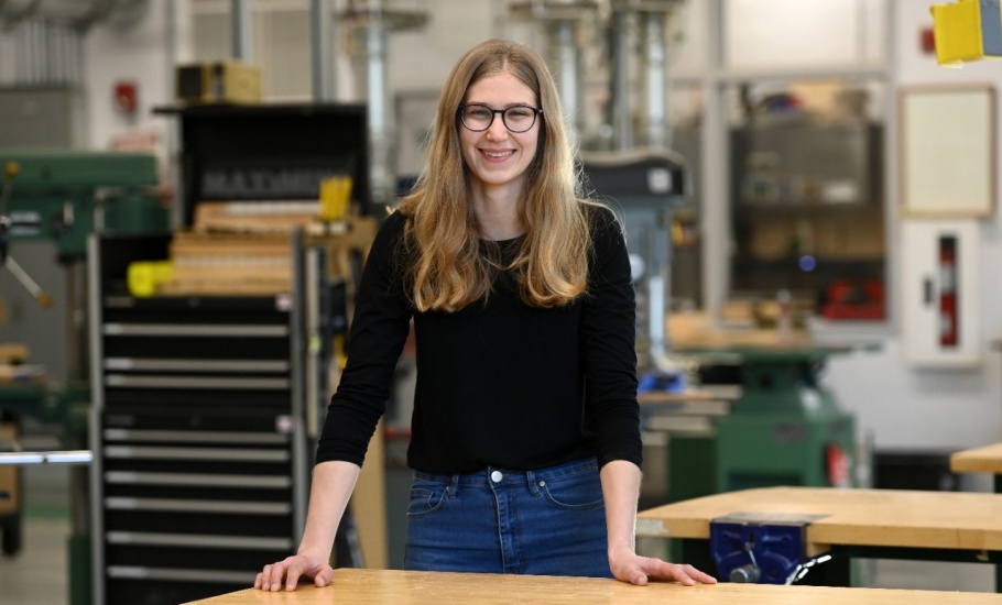 Emma Brouwer, 鶹ý Engineering Alum