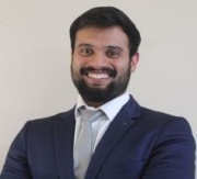 Headshot of Vivayak Thapar MHA Candidate 2024