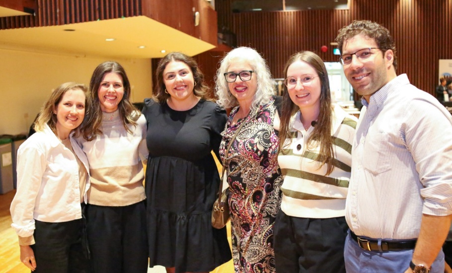 Faculty,Students,Alumni