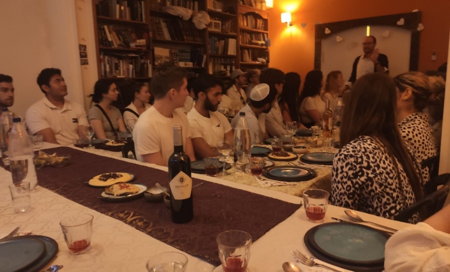 Shabbat Dinner in Jerusalem