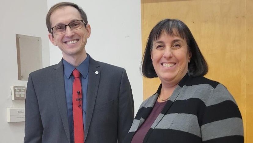 Dr. Gruzd and Paulette Skerrett pose together, smiling.