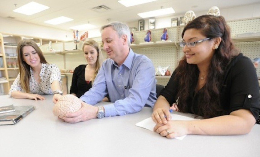 Dr. Baldridge teach students about anatomy