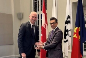 Dr. Rivers-Bowerman receives the RCCI M. Andrew Padmos International Collaboration Award