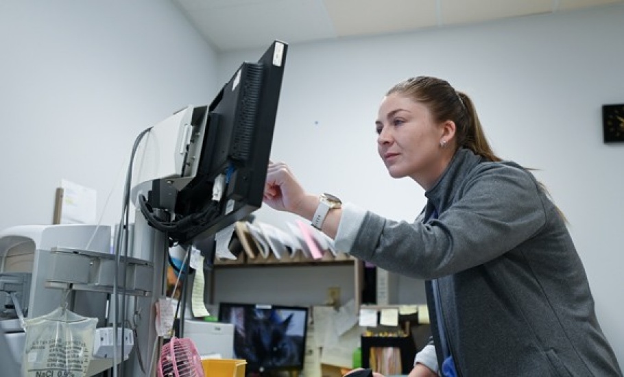 20240724_DA_urology_clinic_staff_32668-P-016