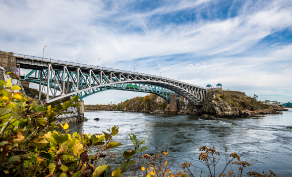 Distributed Med Ed 579x350 - saintjohn
