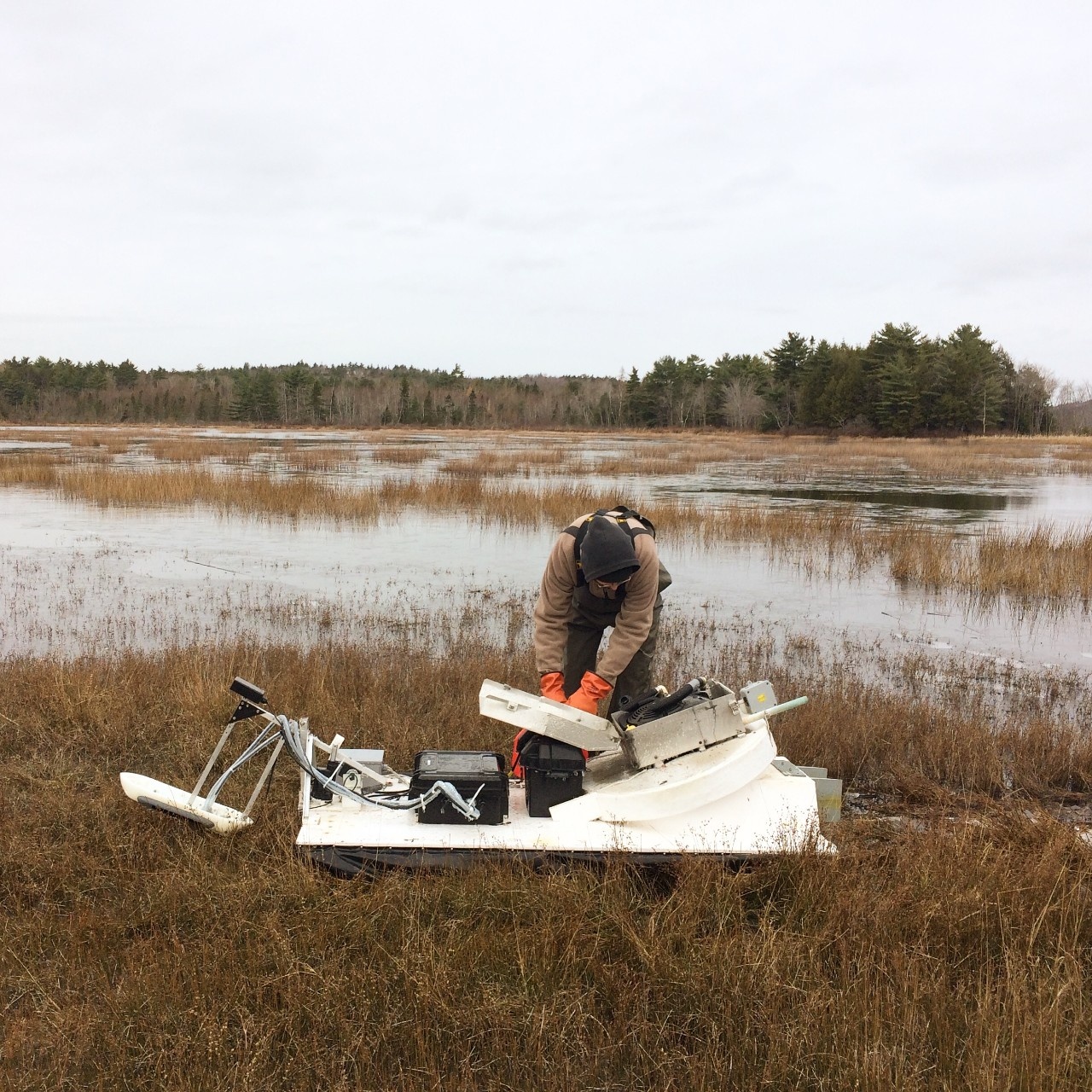 Preparing a hovercraft for sampling