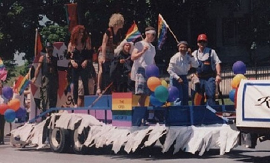 Pride parade 1996_72dpi