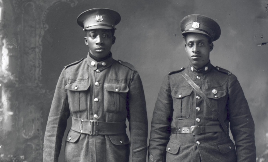 two soldiers_crop