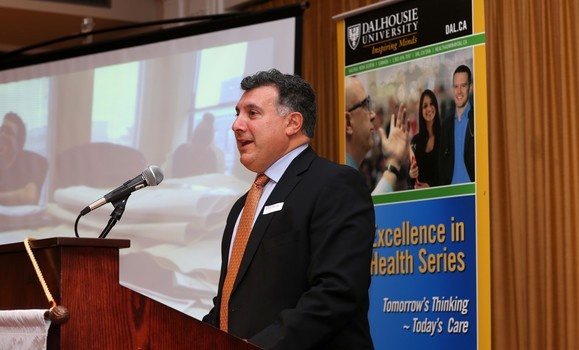 Sharing an executive perspective with students - Dal News - Dalhousie ...