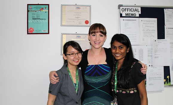 Heather Fennell-Al Sayed (middle) with her students in Malaysia: Sweet Wei Tan (left) Renuka Sundram (right). (Provided photos) Heather Fennell-Al Sayed (middle) with her students in Malaysia: Sweet Wei Tan (left) Renuka Sundram (right). (Provided photos)