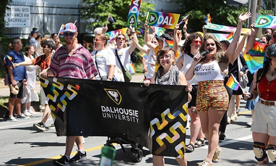 dal-pride-parade-19