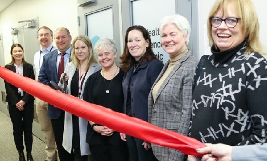 ultrasound-ribbon-cutting