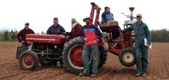 oacc-ad-tractor-crew