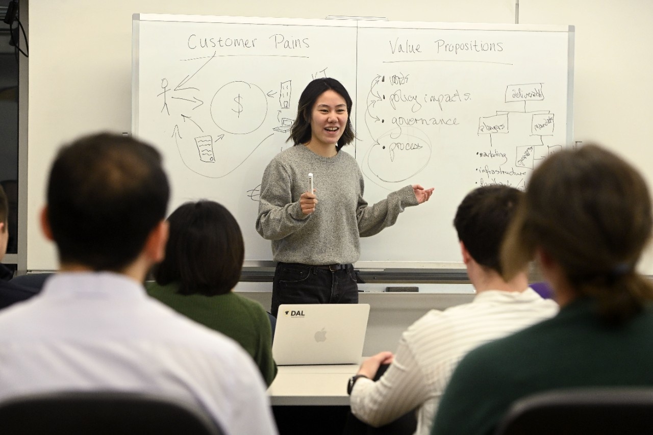 20260311_DA_digital_innovation_stock_34244-P-029